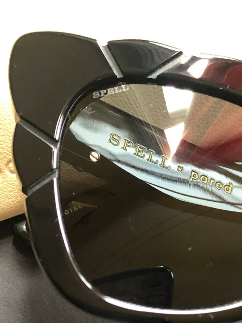 Spell & the Gypsy x pared Marilyn Thick Arm with Solid Grey Lens Sunglasses  NEW - Picture 3 of 12
